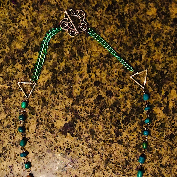 Handmade Dragonflies and Flowers Beaded Necklace - Picture 2 of 2